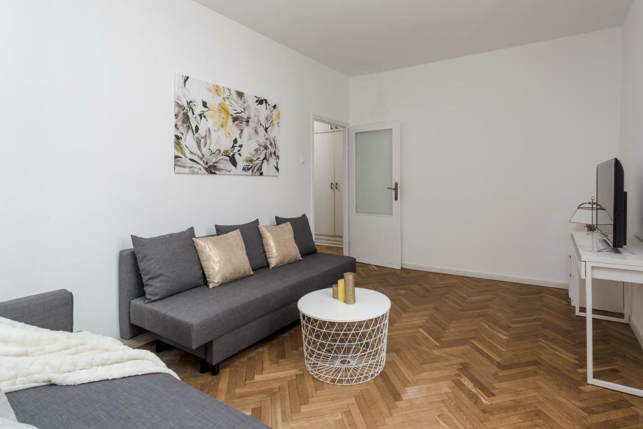 Chill Apartments Brzozowa Old Town Warsaw Luaran gambar